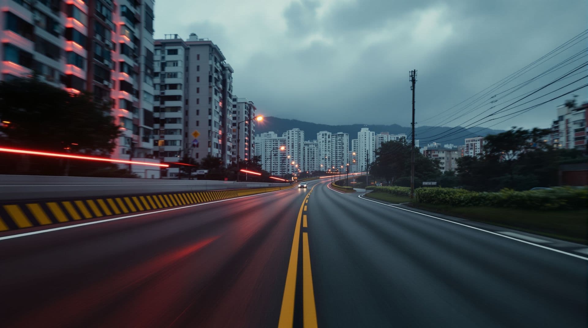 Fast Pass 品牌插圖:新界公路夜景光軌